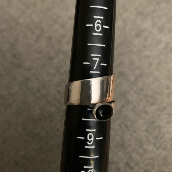 Vintage Retired Black Onyx Silpada Ring - Picture 3 of 3